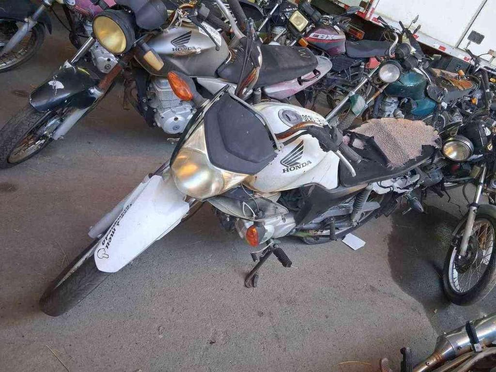 HONDA CG 150 Sucata Motor Inservível — foto do lote