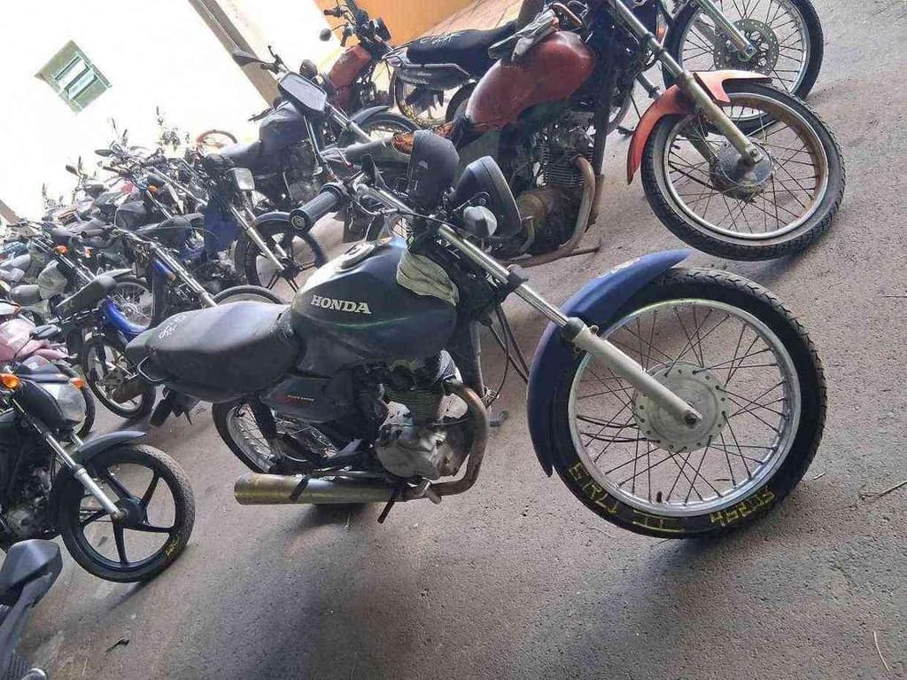 HONDA CG 125 Sucata Motor Inservível — foto do lote