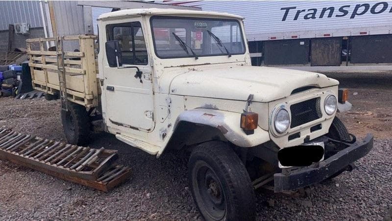 TOYOTA BANDEIRANTE, 1980/1980, Placa FINAL 8 (SC),  (Ref.: 41035) — foto do lote
