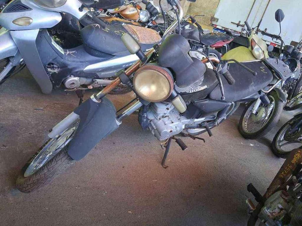 HONDA CG 150 Sucata Motor Inservível — foto do lote