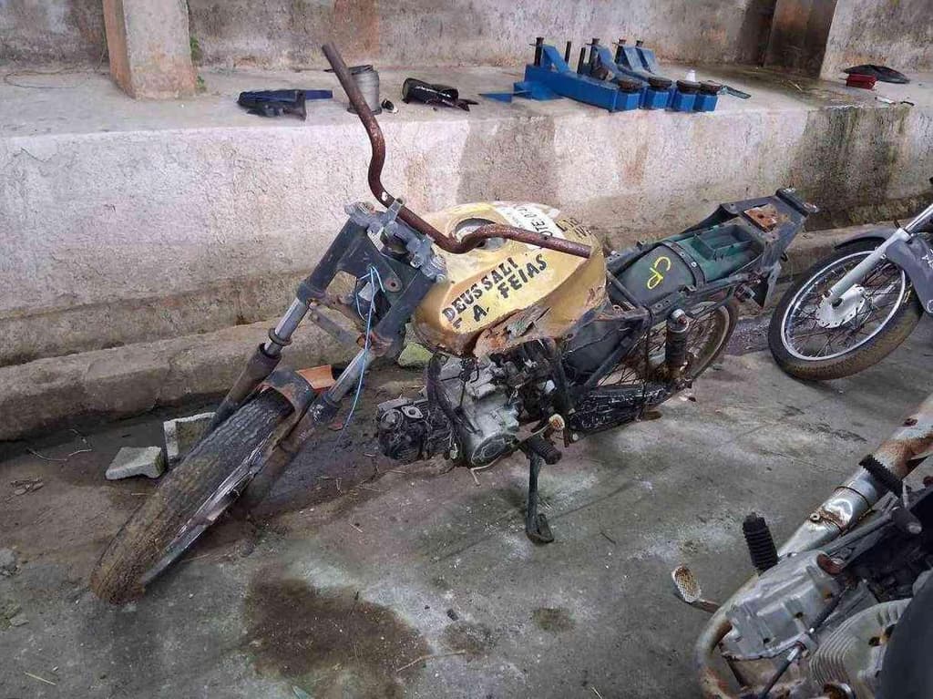 YAMAHA YBR  Sucata Motor Inservível — foto do lote