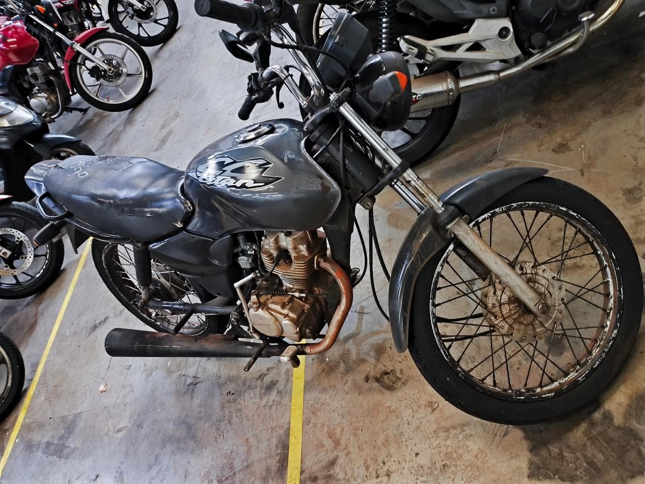 SUCATA CG 125 FAN - HONDA, 2007/2008, CINZA — foto do lote