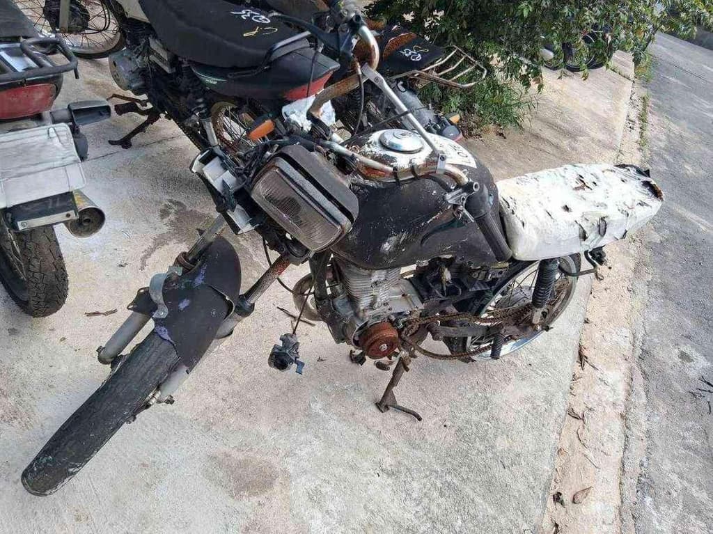 HONDA CG 125 Sucata Motor Inservível — foto do lote