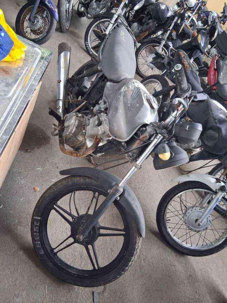 HONDA CG 125 Sucata Motor Inservível — foto do lote