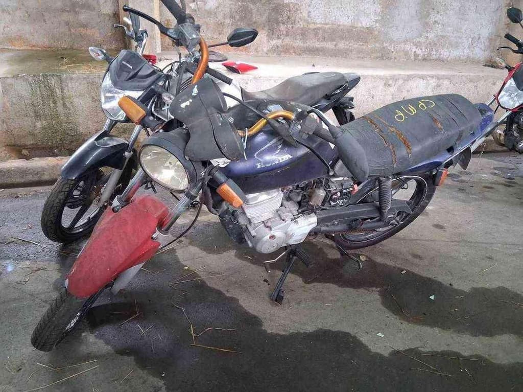 HONDA CG 150  Sucata Motor Inservível — foto do lote