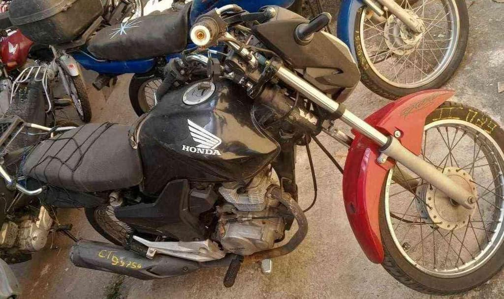 HONDA CG 150 Sucata Motor Inservível — foto do lote