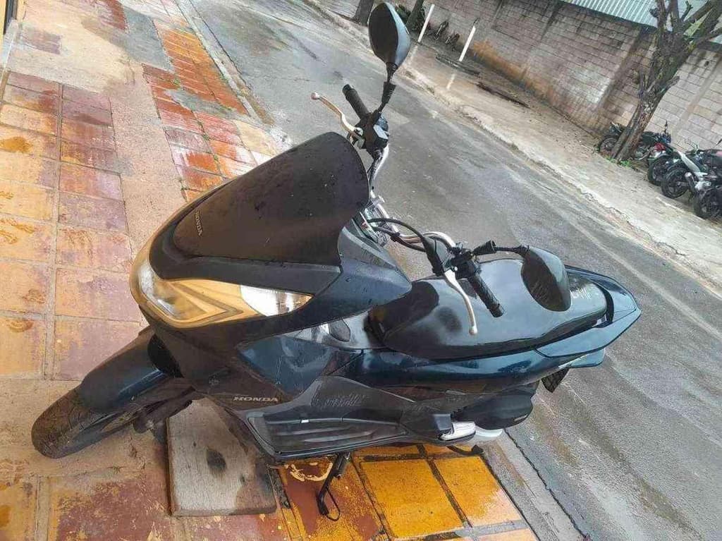 HONDA PCX  Sucata Motor Inservível — foto do lote