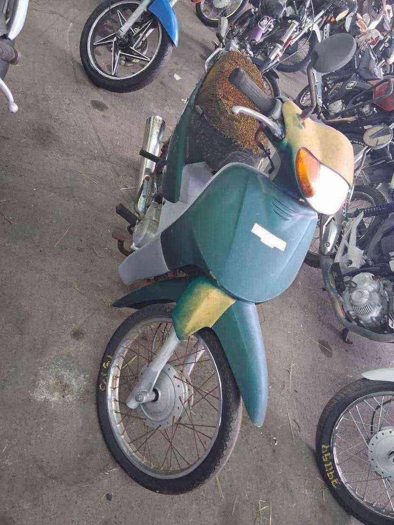 HONDA C-100 BIZ Sucata Motor Inservível — foto do lote