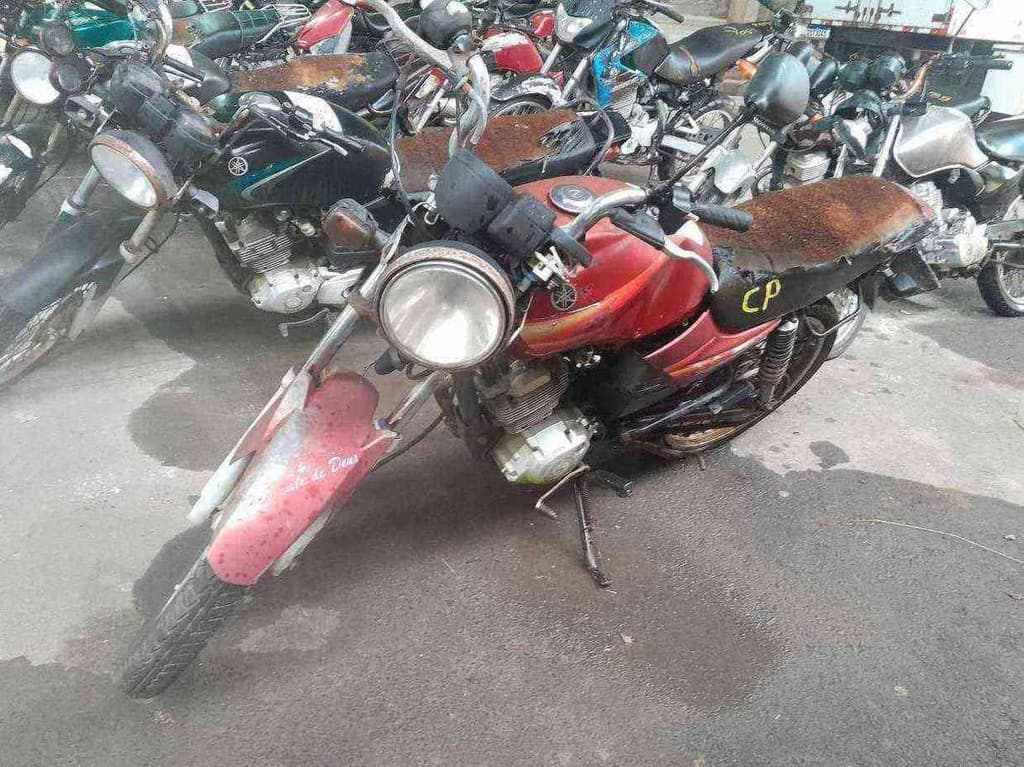 YAMAHA YBR 125  Sucata Motor Inservível — foto do lote