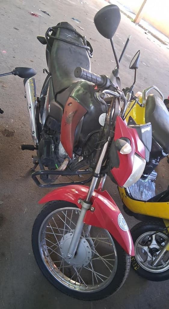 HONDA CG 125 Sucata Motor Inservível — foto do lote