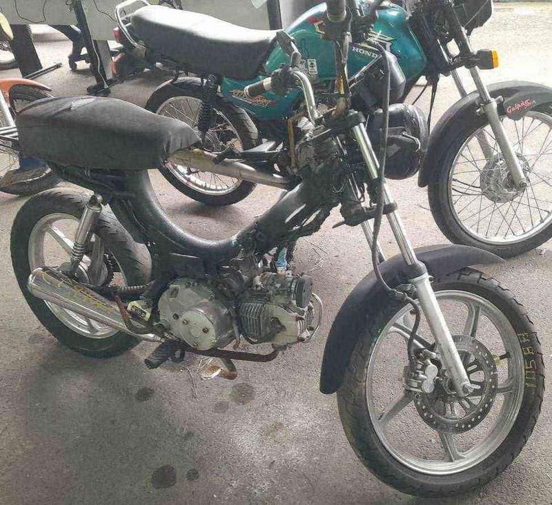 MOBILETE MOBILETE  Sucata Motor Inservível — foto do lote