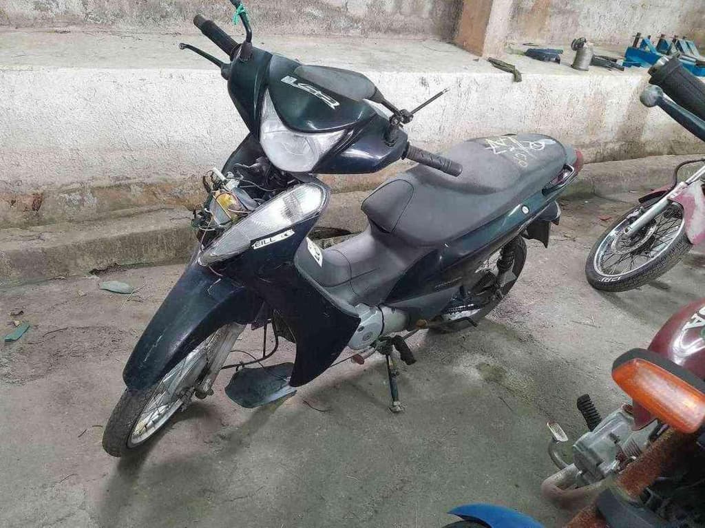 HONDA C-100 BIZ  Sucata Motor Inservível — foto do lote