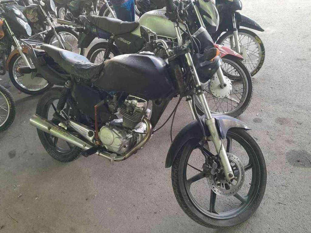 HONDA CG 125 Sucata Motor Inservível — foto do lote