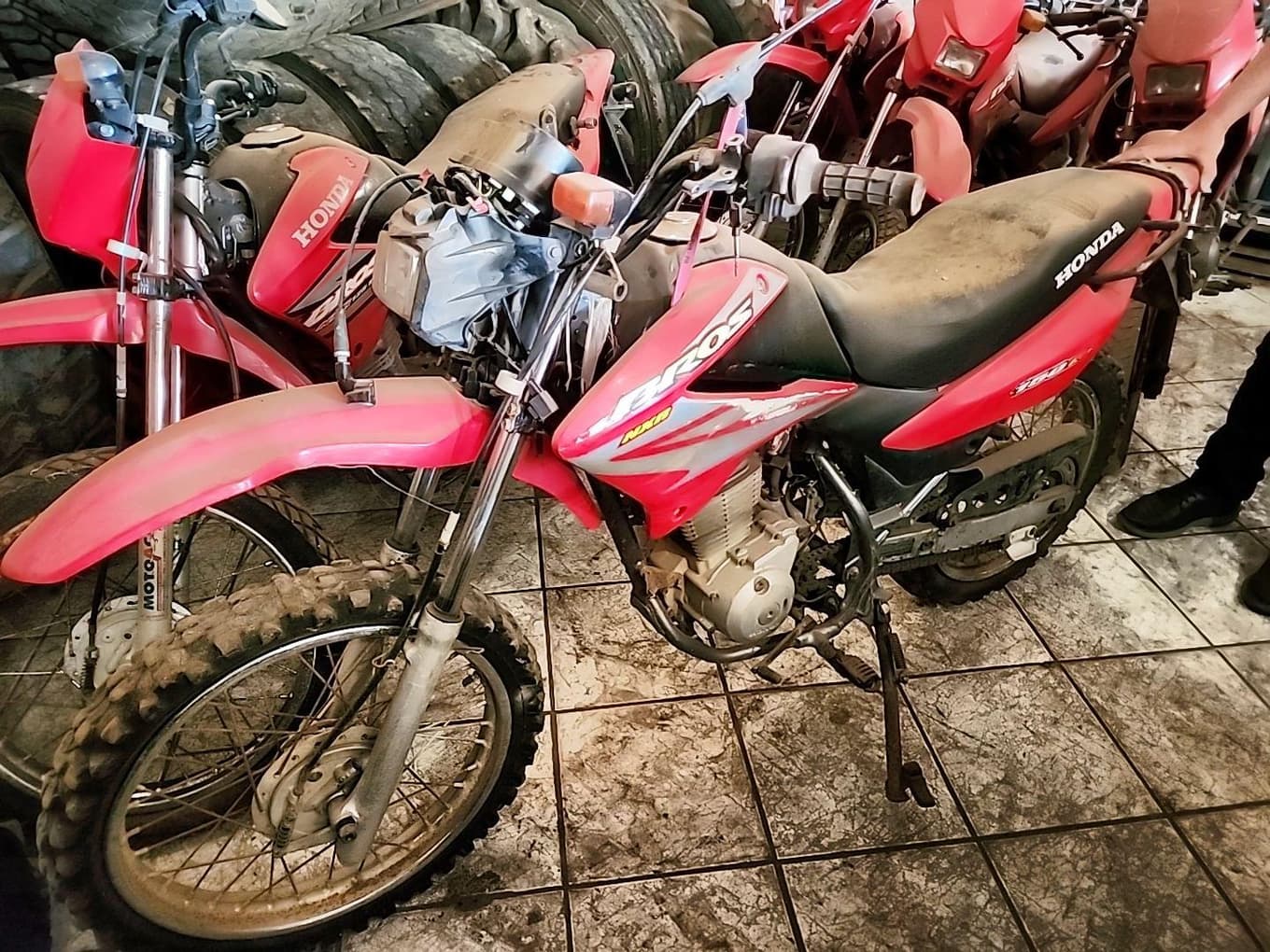 HONDA NXR 150 BROS KS ANO: 2008/2008 PLACA FINAL 7 (PR) — foto do lote