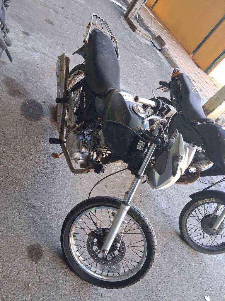 HONDA CG 125 Sucata Motor Inservível — foto do lote